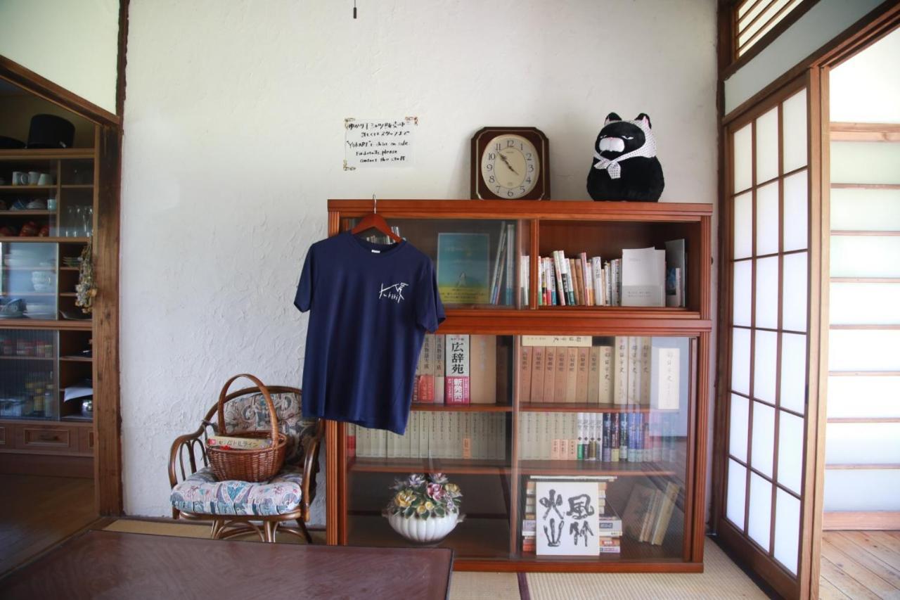 Guest House Yukari Tsuru Exterior photo